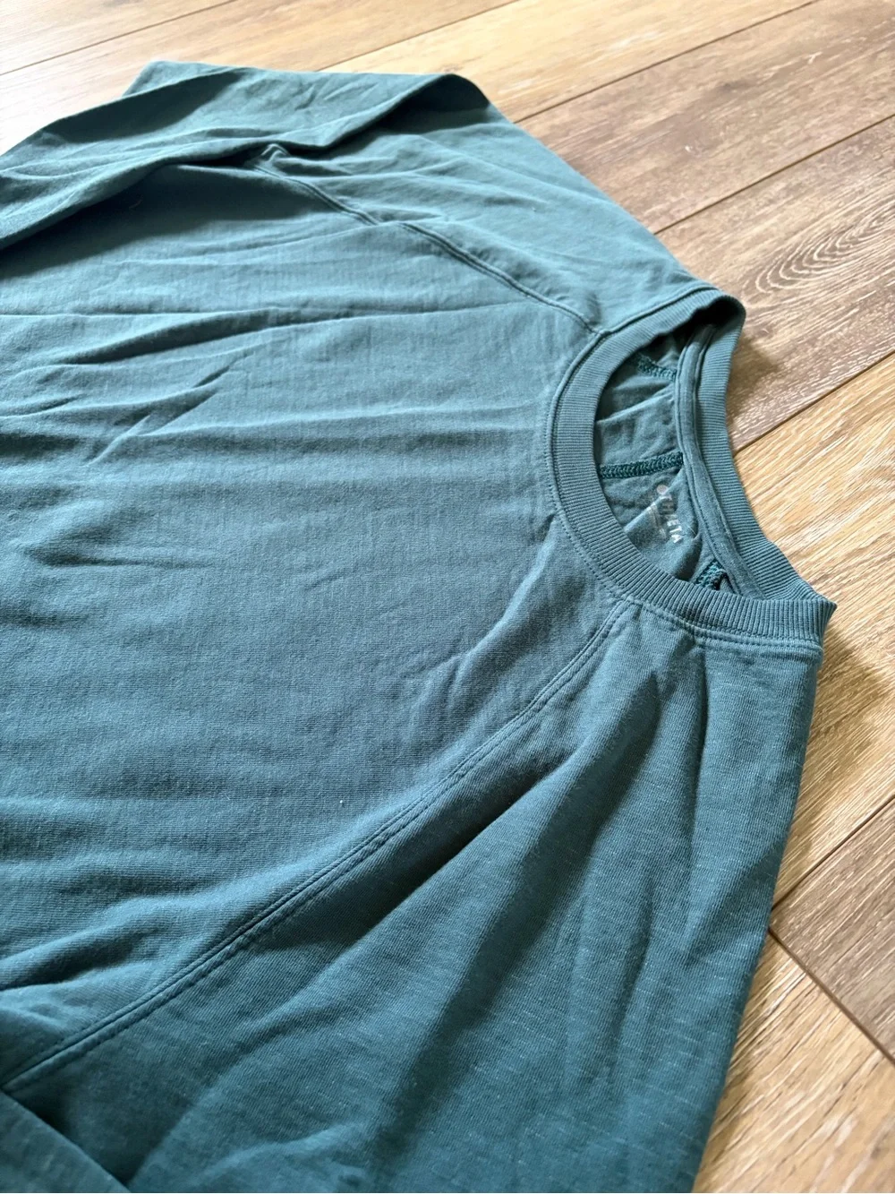 Athleta Women’s Oceanic Teal Long Sleeve Sundown Sweatshirt Size Medium